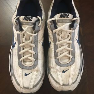 White Sneakers, 9 1/2